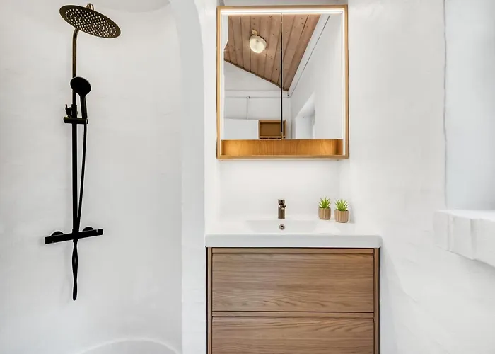 Anniesette - 1-5km From The Sea By Interhome