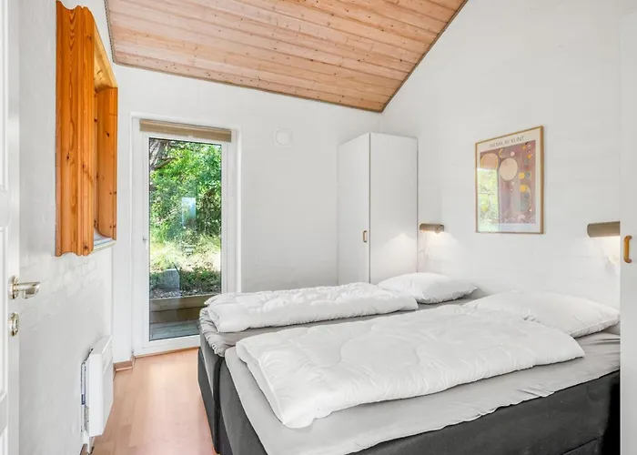 Anniesette - 1-5km From The Sea By Interhome *